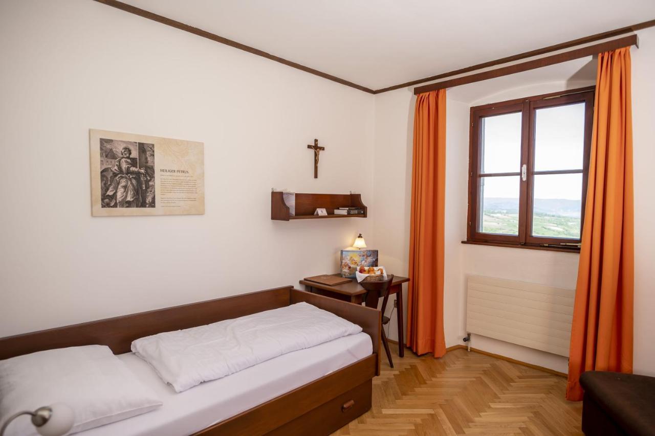 Gastehaus Benediktinerstift Gottweig - Bed & Breakfast Monastery Furth bei Gottweig Exteriér fotografie